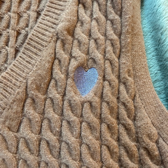 Hazel Moon Tank Sweater with a purple heart; Size: M - Picture 4 of 4